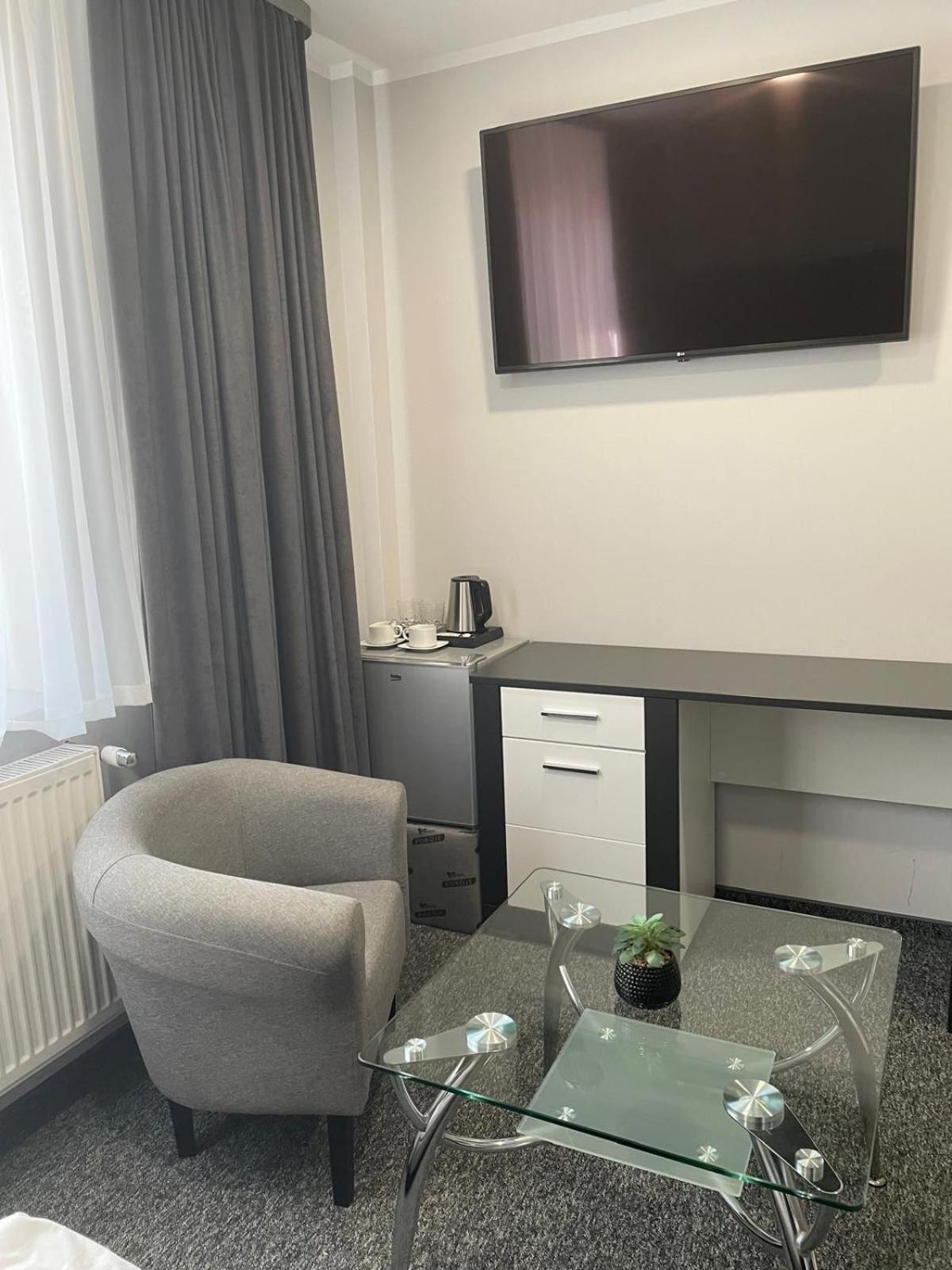 Hotel Strzelecka 1 à Opole Extérieur photo